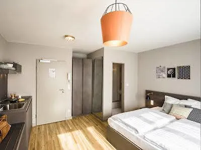 Bold Hotel Frankfurt Messe Φραγκφούρτη 3*,